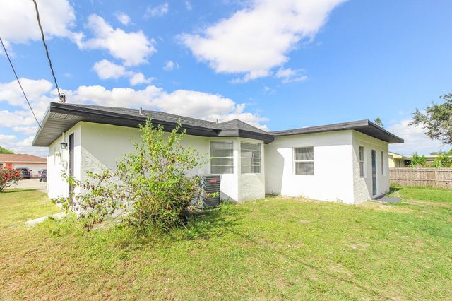 313 NW Dorchester Street, Port St. Lucie, Port St Lucie, FL 34983
