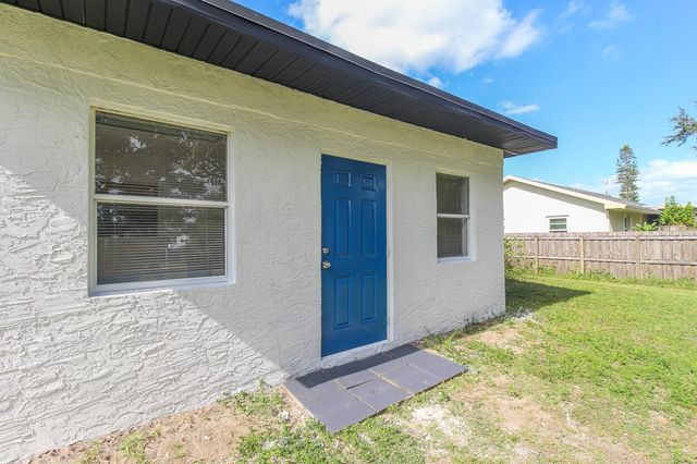 313 NW Dorchester Street, Port St. Lucie, Port St Lucie, FL 34983