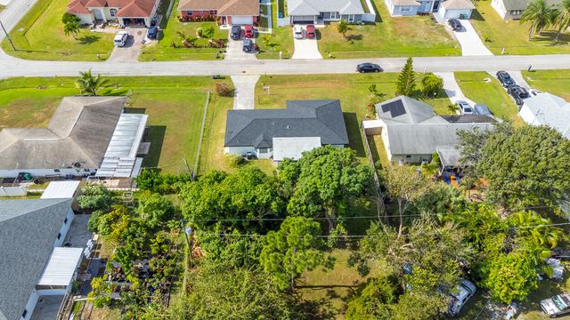 313 NW Dorchester Street, Port St. Lucie, Port St Lucie, FL 34983