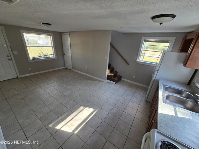 5156 107TH Street A, Jacksonville, FL 32244