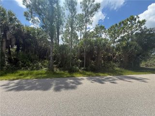 26215 Eager RD, Punta Gorda, FL 33955