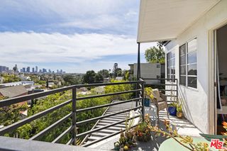 960 Micheltorena Street, Los Angeles, CA 90026