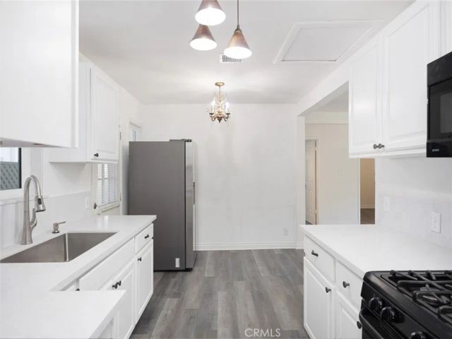 5020 Topanga Canyon Boulevard, Woodland Hills, CA 91364