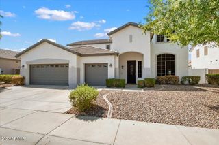 4411 W PASEO Way, Laveen, AZ 85339