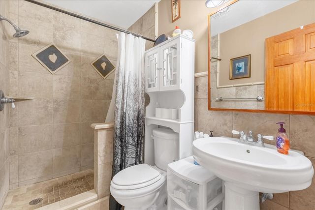 201 VERMONT AVENUE, St Cloud, FL 34769