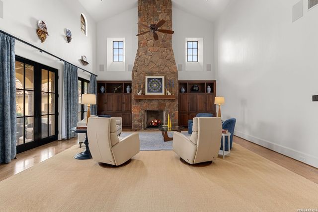 12 VITTORIA RDG, Boerne, TX 78006