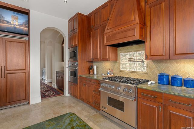 12 VITTORIA RDG, Boerne, TX 78006