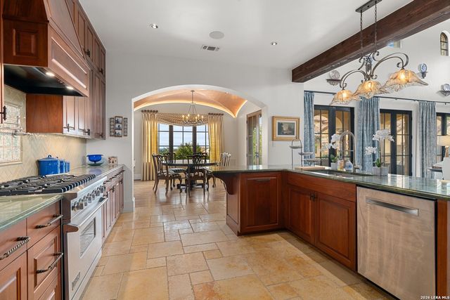 12 VITTORIA RDG, Boerne, TX 78006
