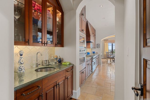 12 VITTORIA RDG, Boerne, TX 78006