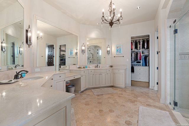 12 VITTORIA RDG, Boerne, TX 78006