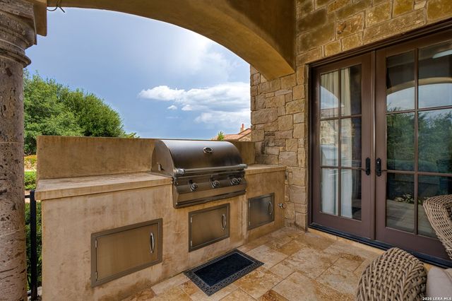 12 VITTORIA RDG, Boerne, TX 78006