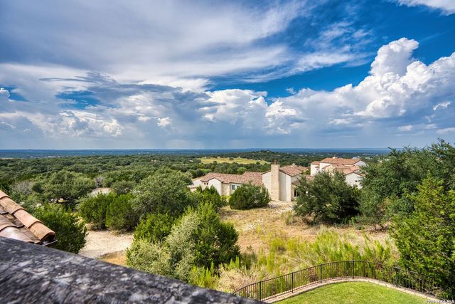 12 VITTORIA RDG, Boerne, TX 78006