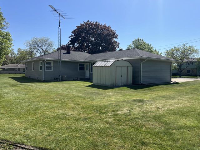 616 Rohda DRIVE, Waterford, WI 53185
