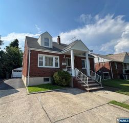 28 Norwood Avenue, Clifton, NJ 07011