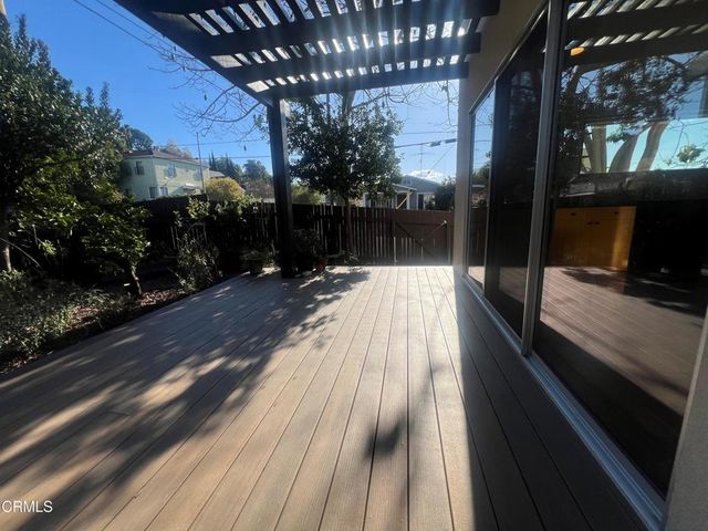 5740 Meridian Street, Los Angeles, CA 90042