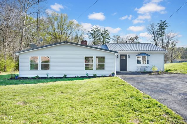 8311 W Old Nashville Road, Columbus, IN 47201