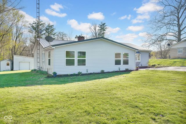 8311 W Old Nashville Road, Columbus, IN 47201