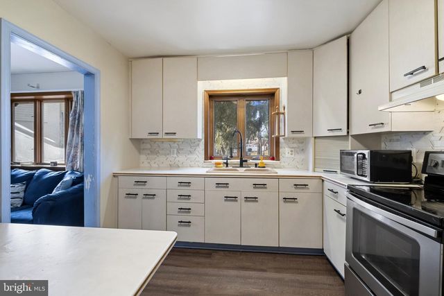 804 SUNSET TER, Dover, DE 19904