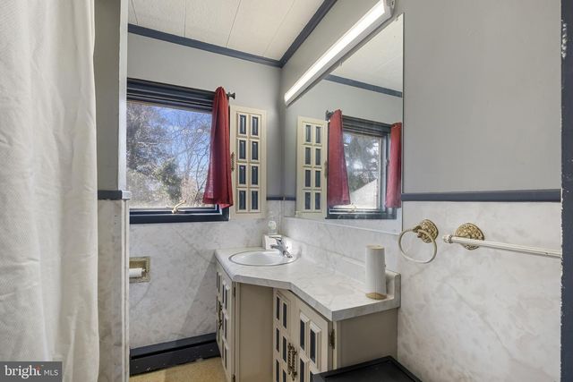 804 SUNSET TER, Dover, DE 19904