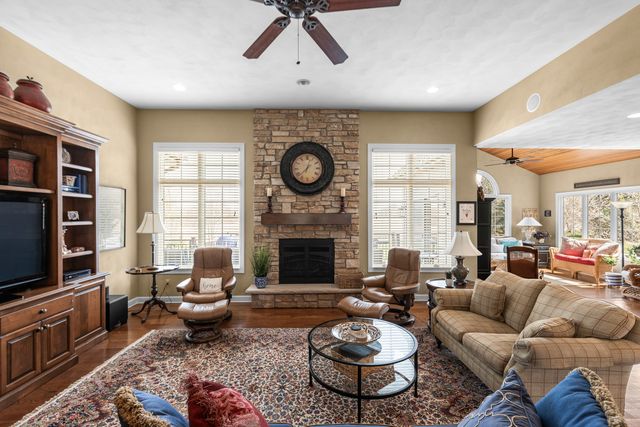 10125 Creek Ridge Trail, Belvidere, IL 61008