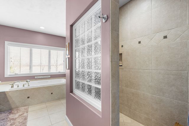 10125 Creek Ridge Trail, Belvidere, IL 61008