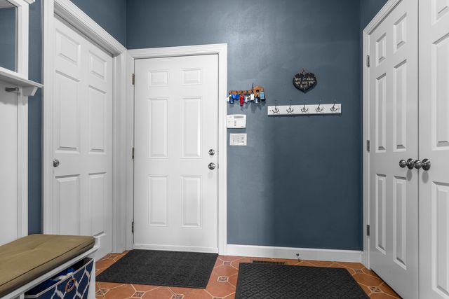 10125 Creek Ridge Trail, Belvidere, IL 61008