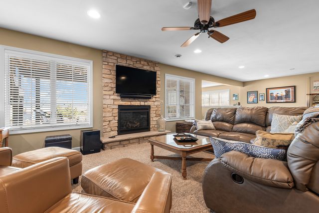 10125 Creek Ridge Trail, Belvidere, IL 61008