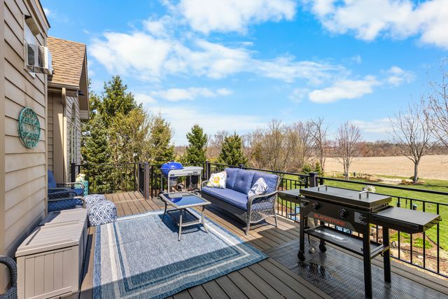 10125 Creek Ridge Trail, Belvidere, IL 61008