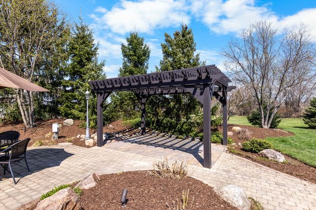 10125 Creek Ridge Trail, Belvidere, IL 61008