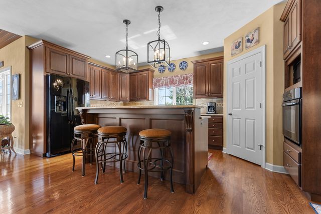 10125 Creek Ridge Trail, Belvidere, IL 61008