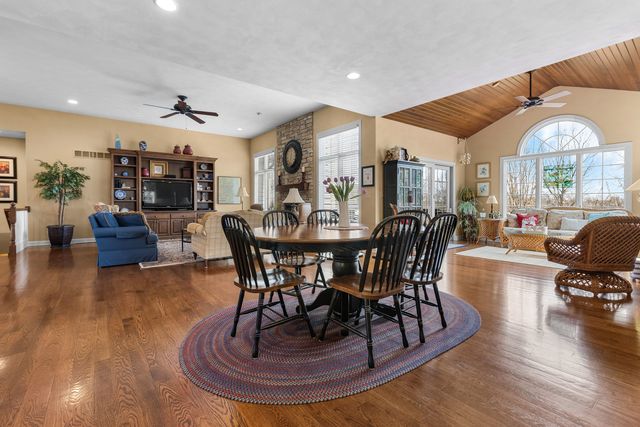 10125 Creek Ridge Trail, Belvidere, IL 61008