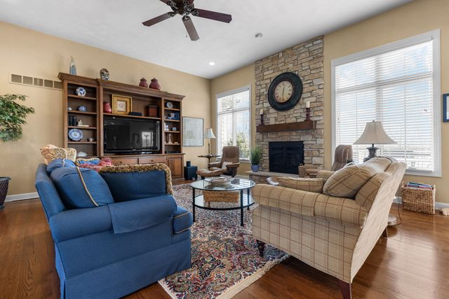 10125 Creek Ridge Trail, Belvidere, IL 61008