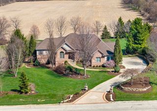 10125 Creek Ridge Trail, Belvidere, IL 61008