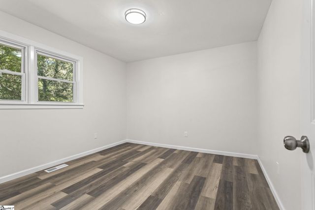 210 Pinonwood Drive, Simpsonville, SC 29680
