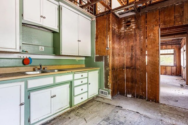 238 Auburn Avenue, Sierra Madre, CA 91024