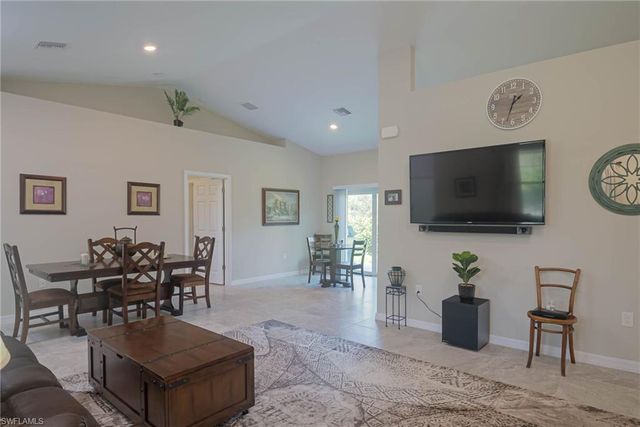 5017 Wild Goose CIR, Labelle, FL 33935