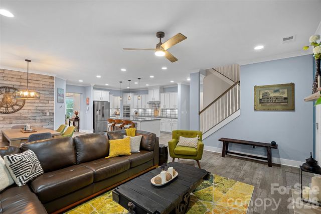 13319 Mcguffy Drive, Huntersville, NC 28078