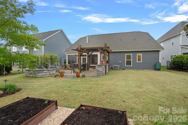 13319 Mcguffy Drive, Huntersville, NC 28078