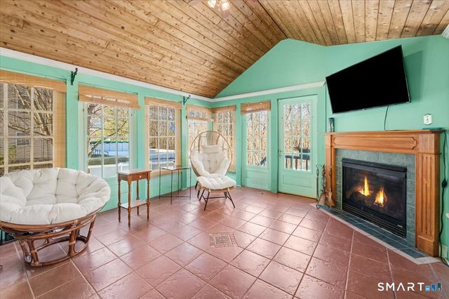 21 Irene Avenue, Waterbury, CT 06705