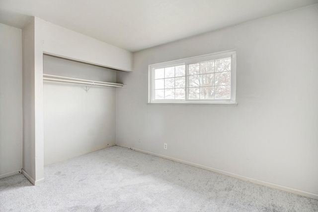 7585 Twilight Dr, Sacramento, CA 95822