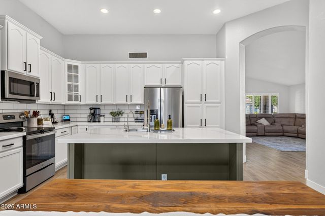1278 E ELI Court, Gilbert, AZ 85295