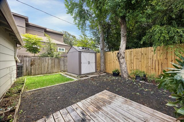 3301 Tampa Street, Houston, TX 77021