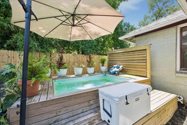 3301 Tampa Street, Houston, TX 77021