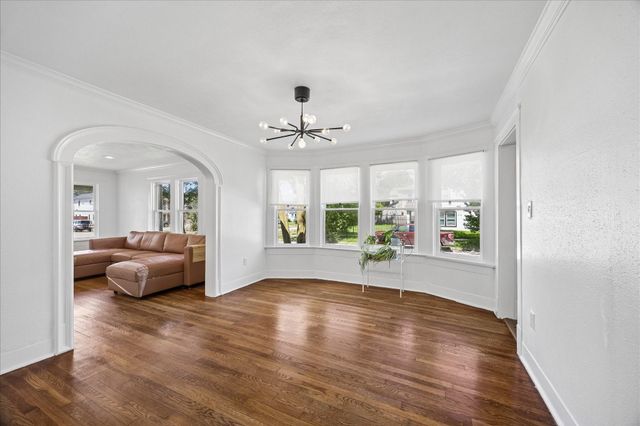 3301 Tampa Street, Houston, TX 77021