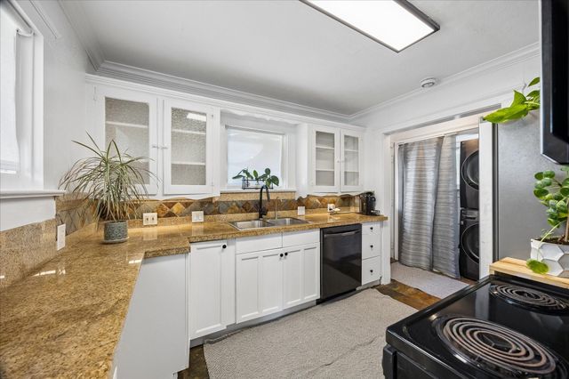 3301 Tampa Street, Houston, TX 77021
