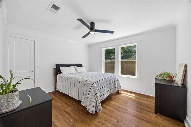 3301 Tampa Street, Houston, TX 77021