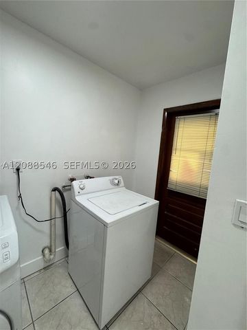 1107 NW 30th Ave 1107, Miami, FL 33125