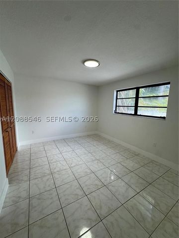 1107 NW 30th Ave 1107, Miami, FL 33125