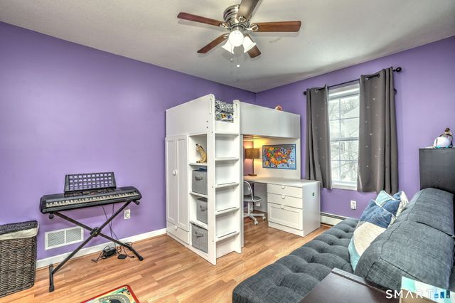 6 Laura Avenue, Prospect, CT 06712