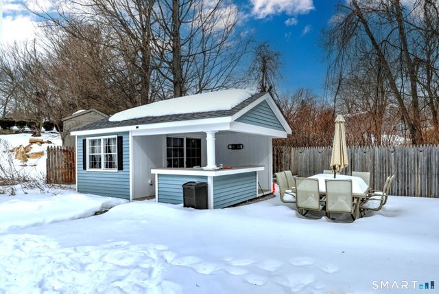 6 Laura Avenue, Prospect, CT 06712